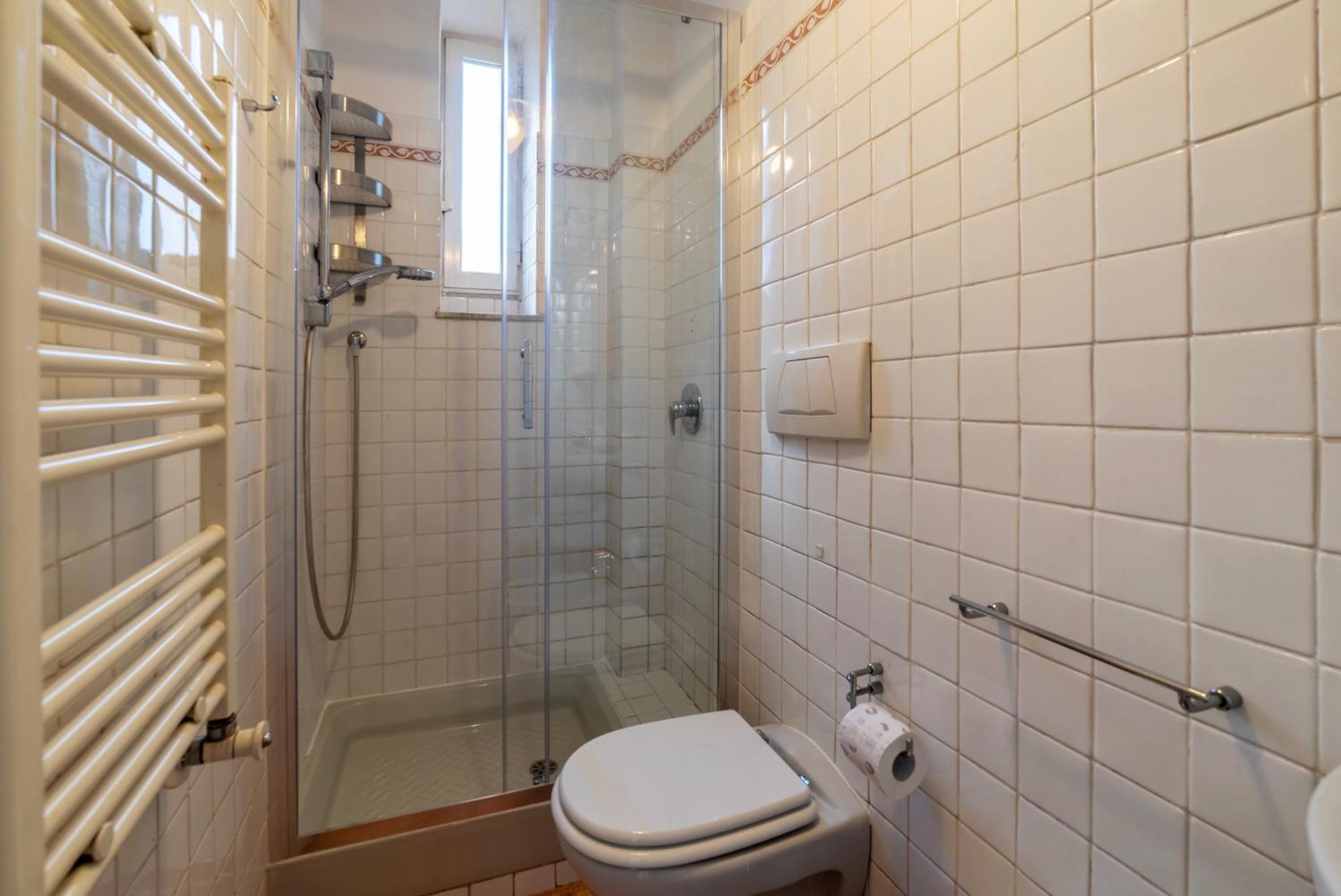 Manara 29 - Fromhometorome Apartment *